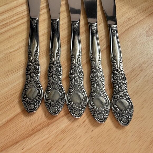 Vtg International INS154 Knives Solid Roses Set Of 5 Stainless Flatware Floral - Picture 3 of 11